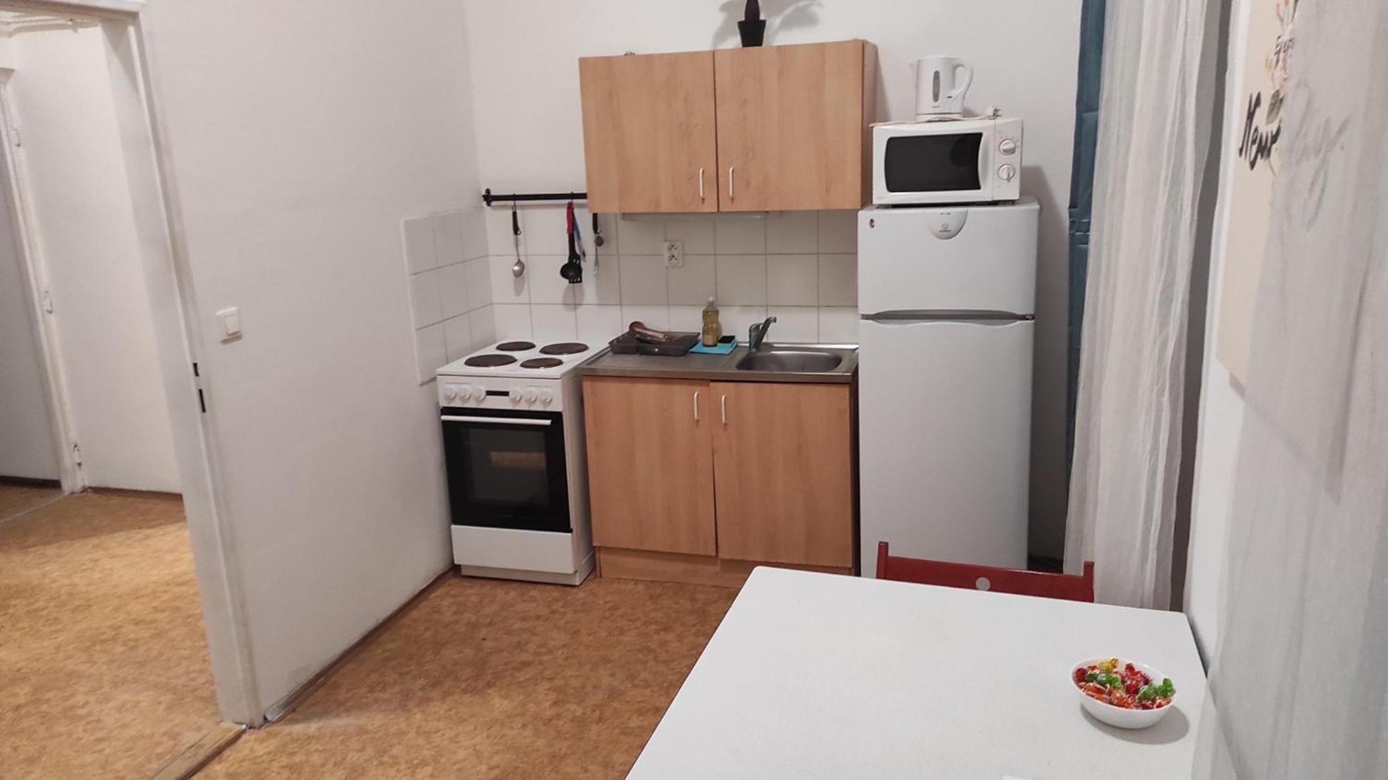 Near Main Railway And Bus Station, Vankovka Brno Luaran gambar